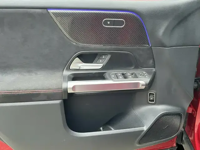 Mercedes-Benz GLB 250