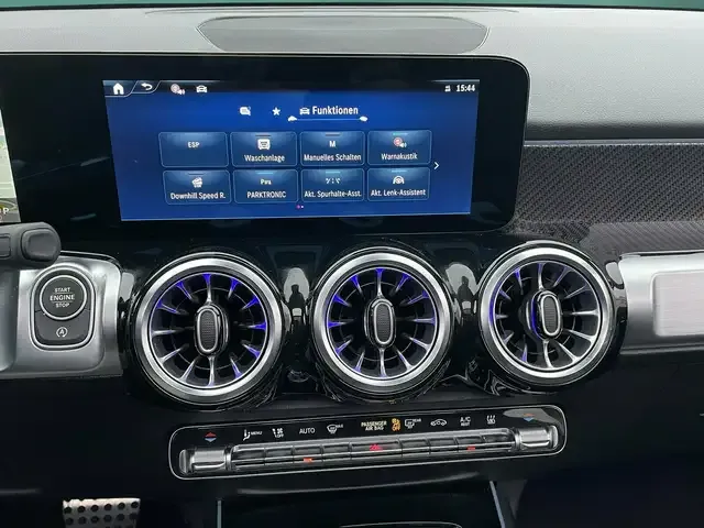 Mercedes-Benz GLB 250