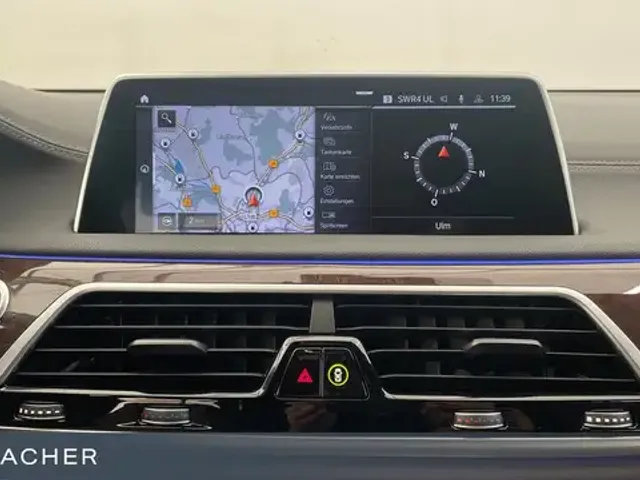 BMW 740