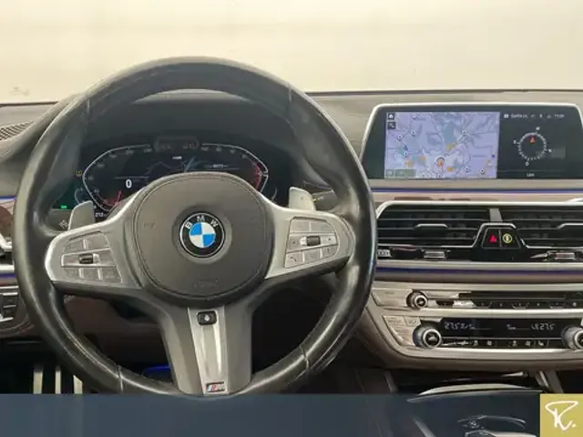 BMW 740