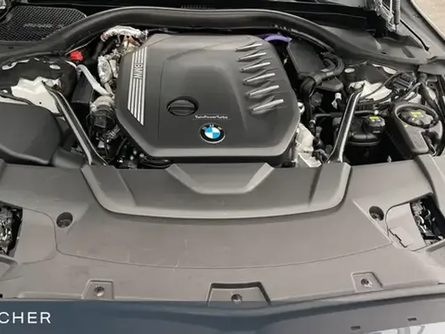 BMW 740