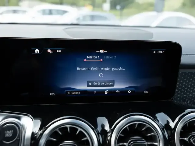 Mercedes-Benz EQB 300