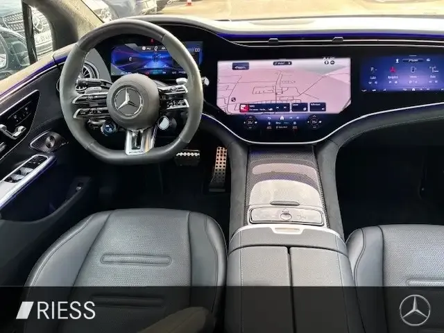 Mercedes-Benz EQE 43