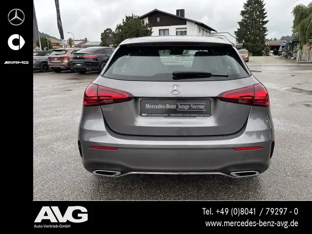 Mercedes-Benz A 180