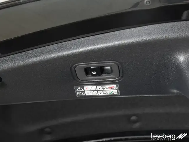 Mercedes-Benz CLE 200