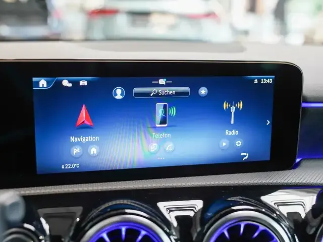 Mercedes-Benz A 220