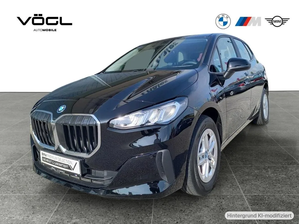 BMW 225