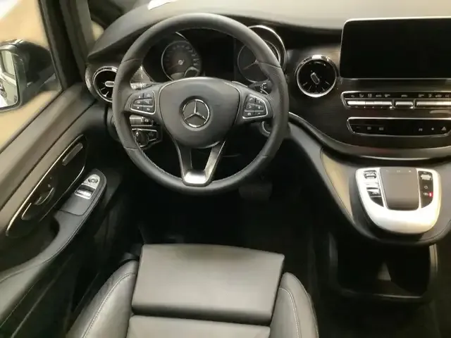 Mercedes-Benz EQV 300