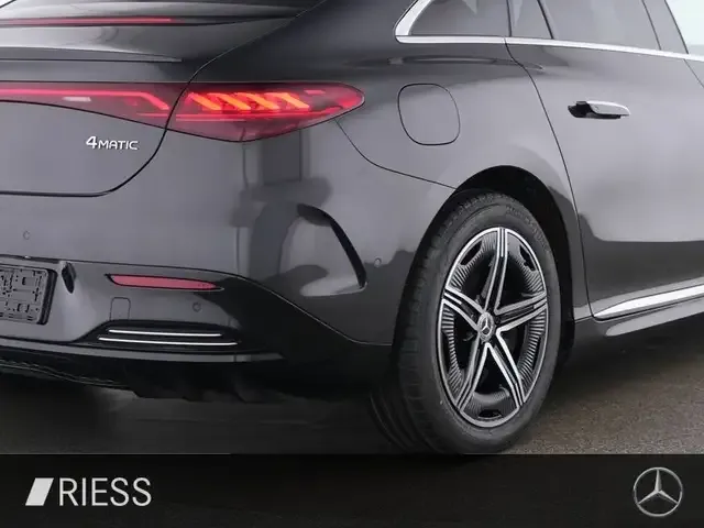 Mercedes-Benz EQE 350