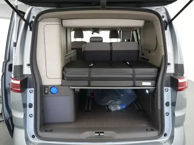 Volkswagen T7 California