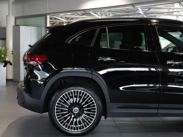 Mercedes-Benz EQA 250