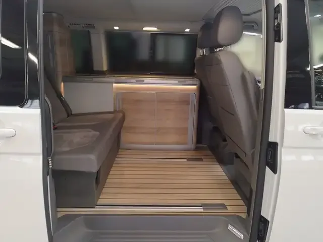 Volkswagen T6.1 California
