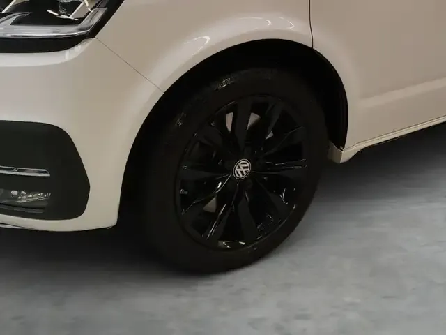 Volkswagen T6.1 California