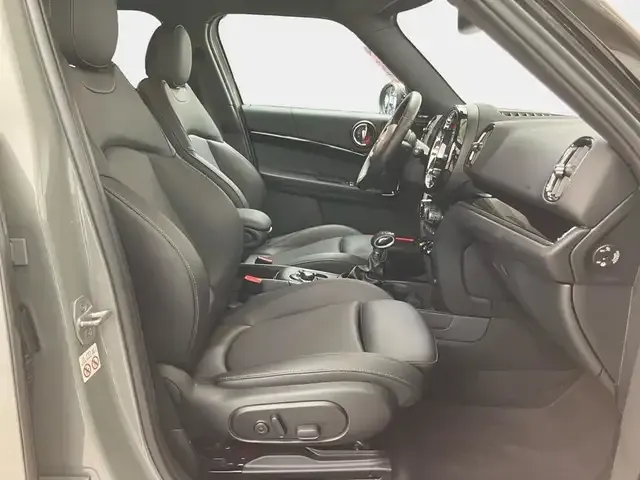 MINI Cooper SE Countryman