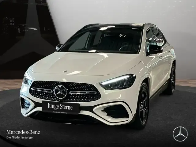 Mercedes-Benz GLA 200