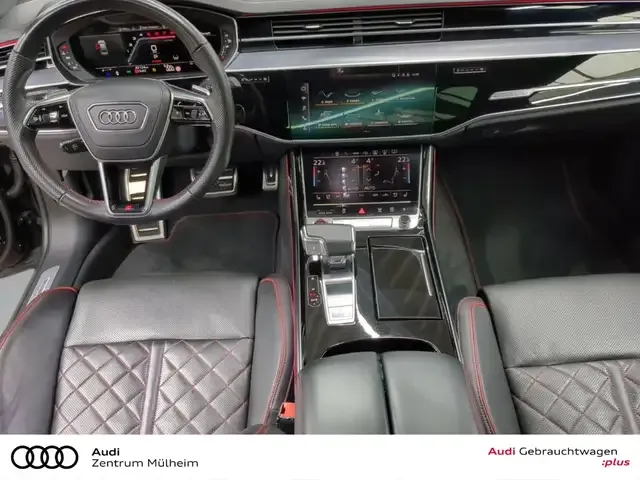 Audi S8