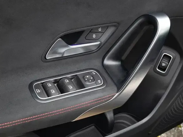 Mercedes-Benz A 35 AMG