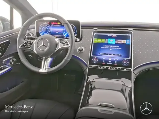 Mercedes-Benz EQE 300