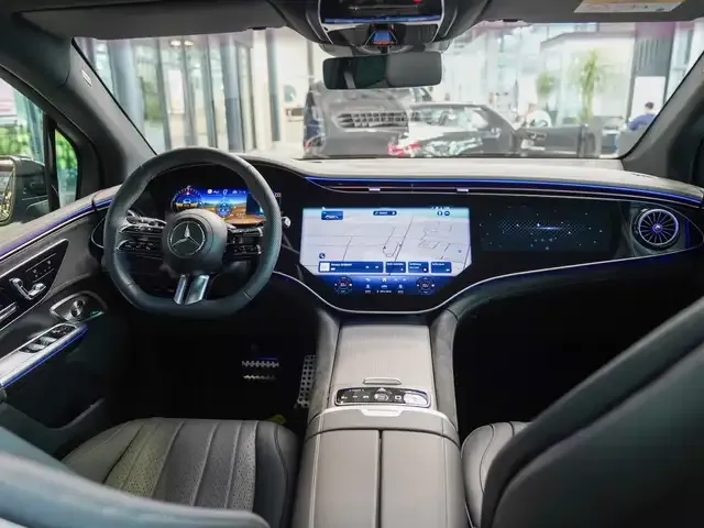 Mercedes-Benz EQE 500