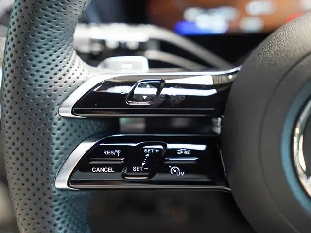 Mercedes-Benz EQE 500