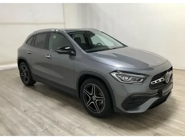 Mercedes-Benz GLA 250