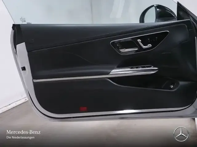 Mercedes-Benz CLE 200