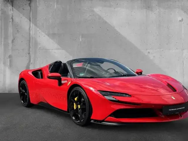 Ferrari SF90 Spider