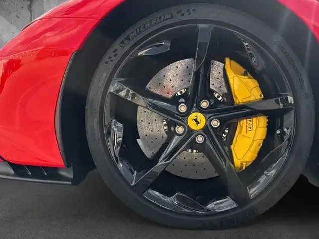 Ferrari SF90 Spider