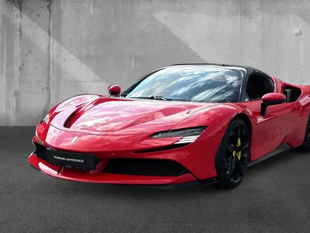 Ferrari SF90 Spider