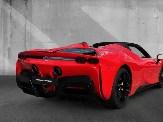 Ferrari SF90 Spider