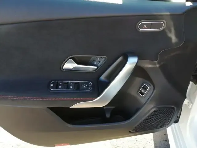 Mercedes-Benz A 35 AMG