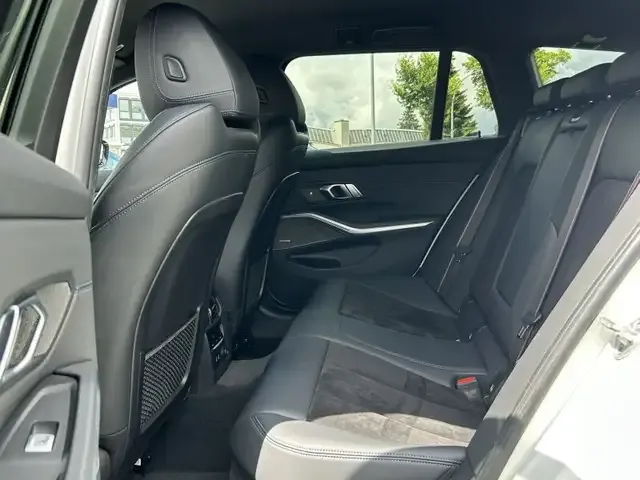 BMW 340