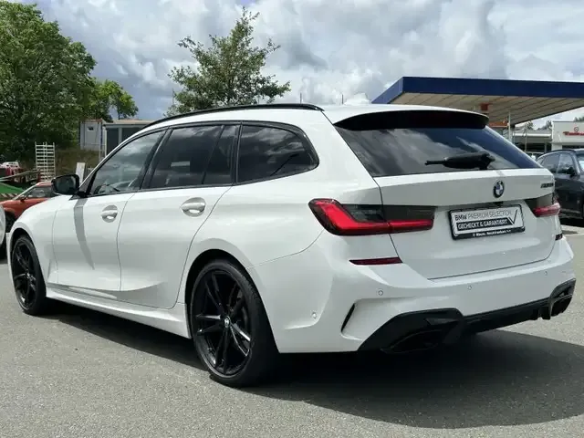 BMW 340