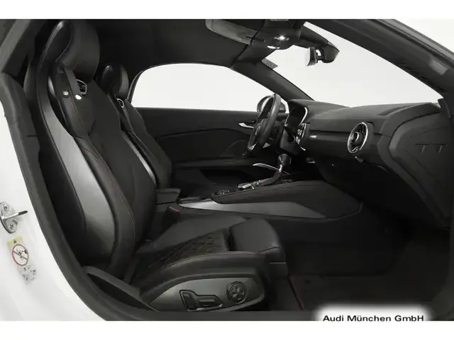 Audi TTS