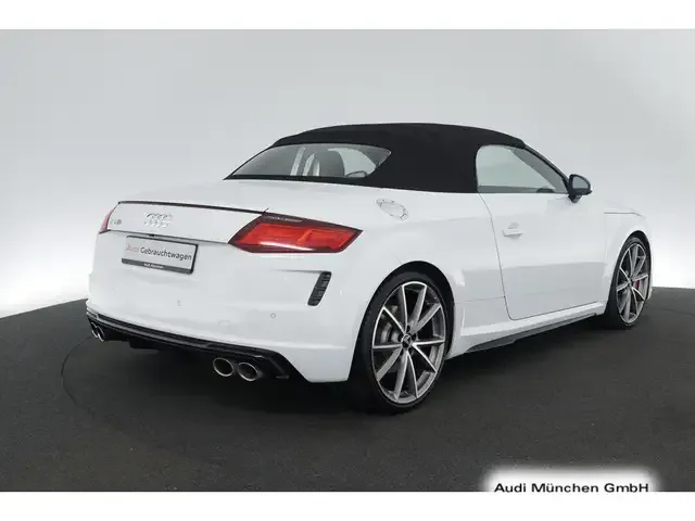 Audi TTS