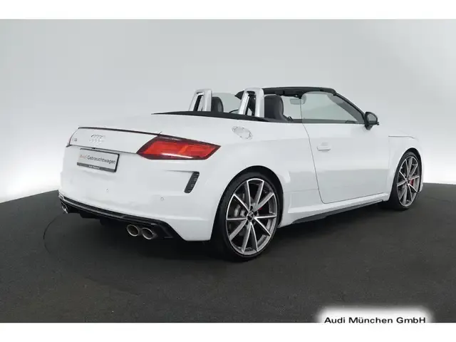 Audi TTS