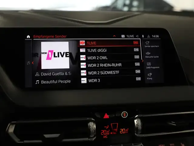 BMW 235