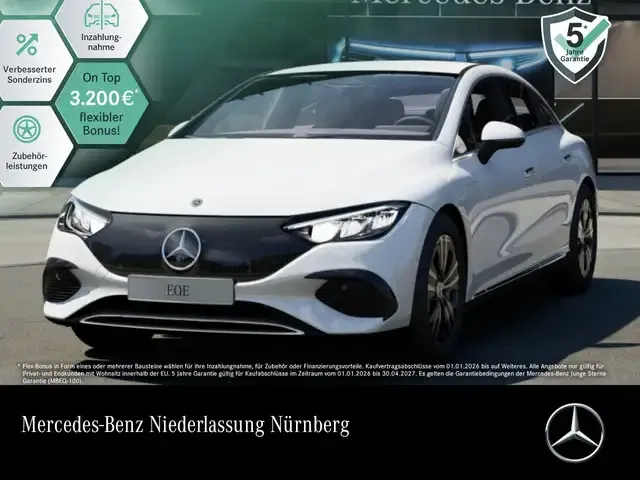 Mercedes-Benz EQE 300