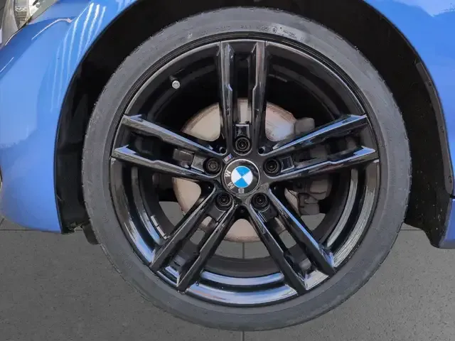 BMW 125