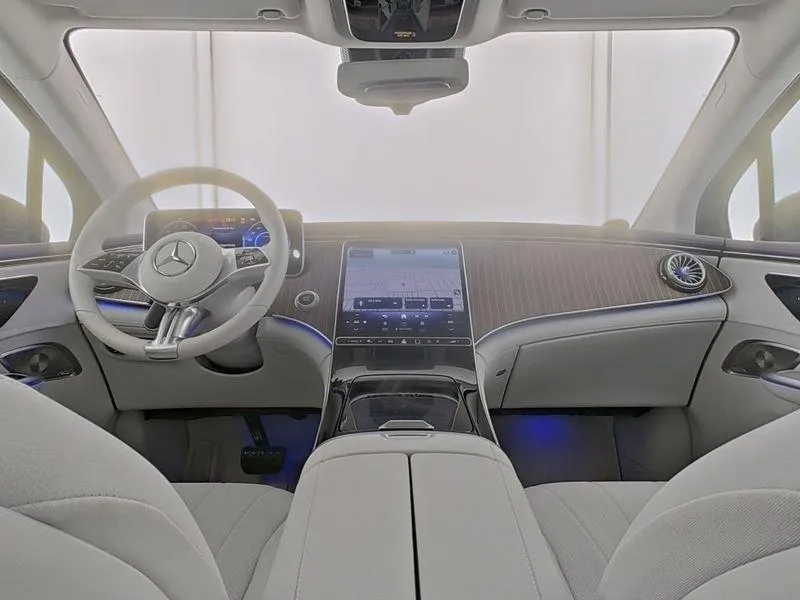 Mercedes-Benz EQE SUV
