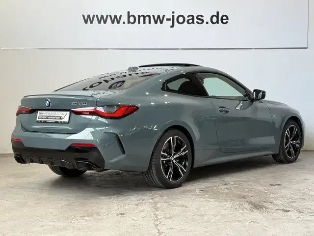 BMW 440