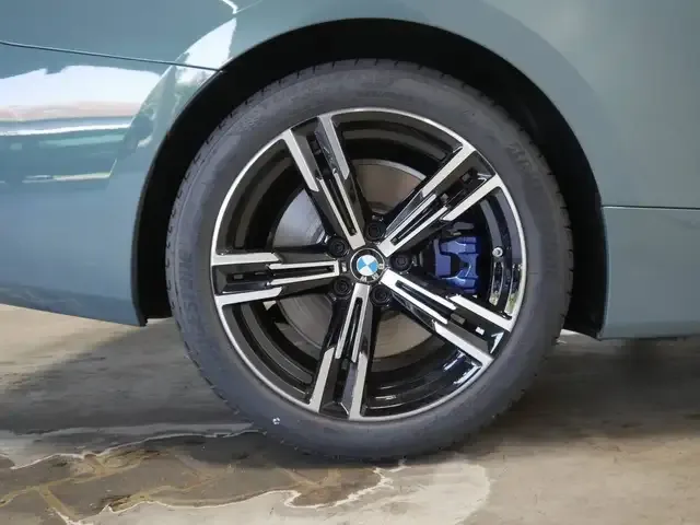 BMW 440