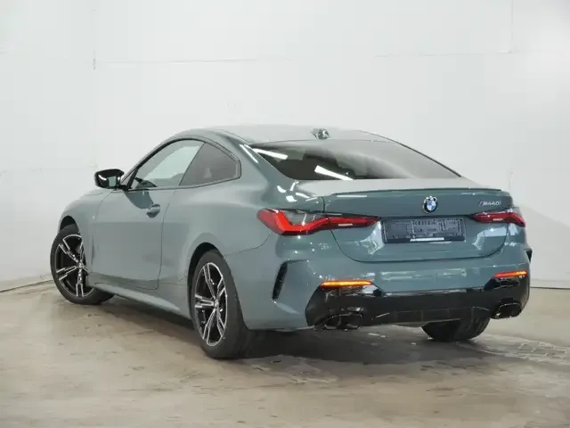 BMW 440
