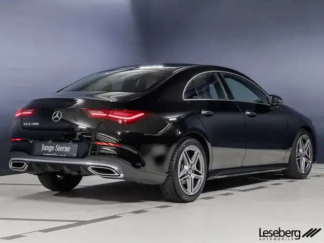 Mercedes-Benz CLA 200