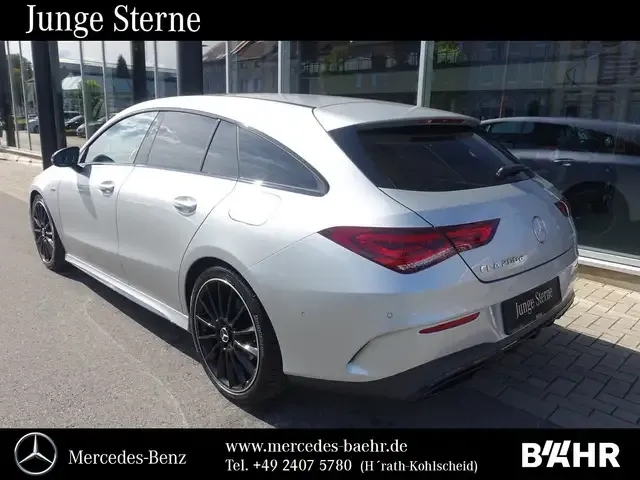 Mercedes-Benz CLA 200