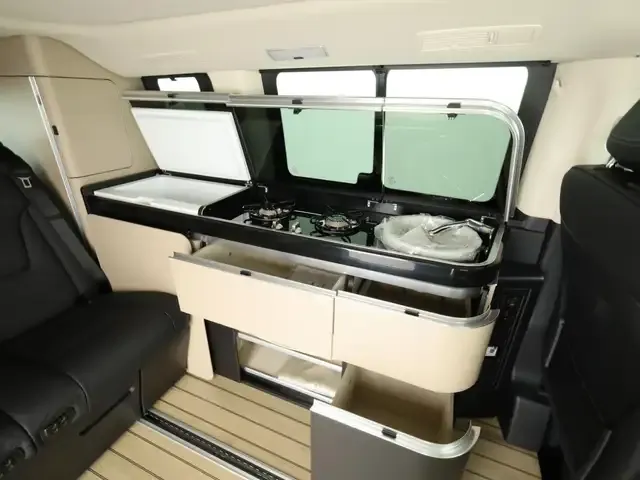 Mercedes-Benz Marco Polo