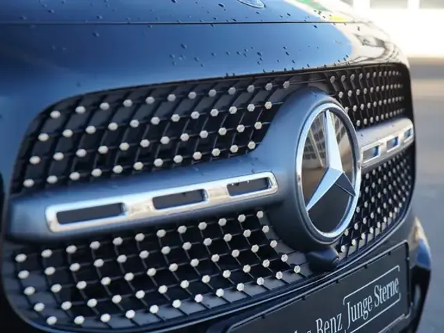 Mercedes-Benz GLB 200