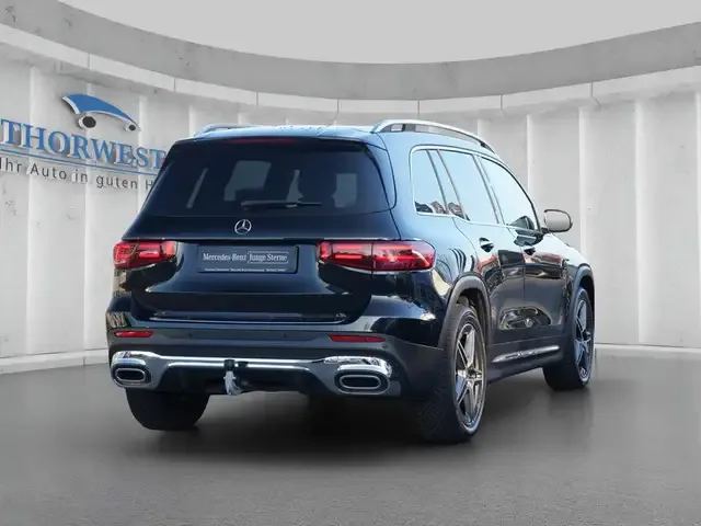 Mercedes-Benz GLB 200