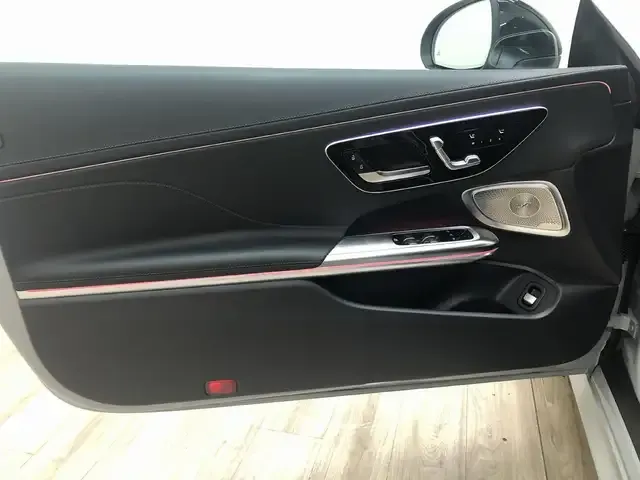 Mercedes-Benz CLE 200