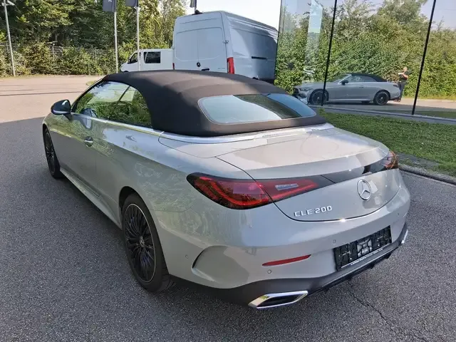 Mercedes-Benz CLE 200